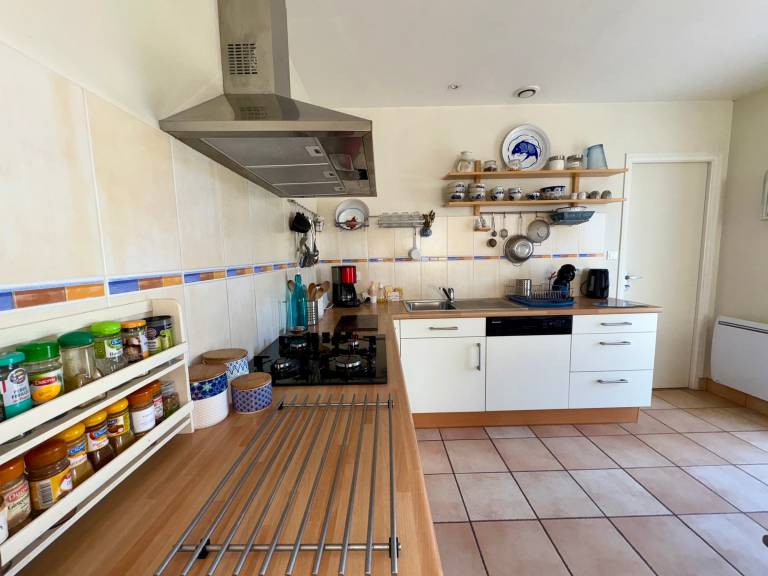 Spacious House with Garden, Terrace, Near Forest and Beach - Saint Jean de Monts — photo 3