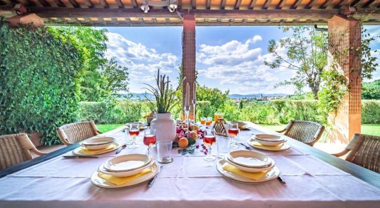 Villa with pool in Reggello