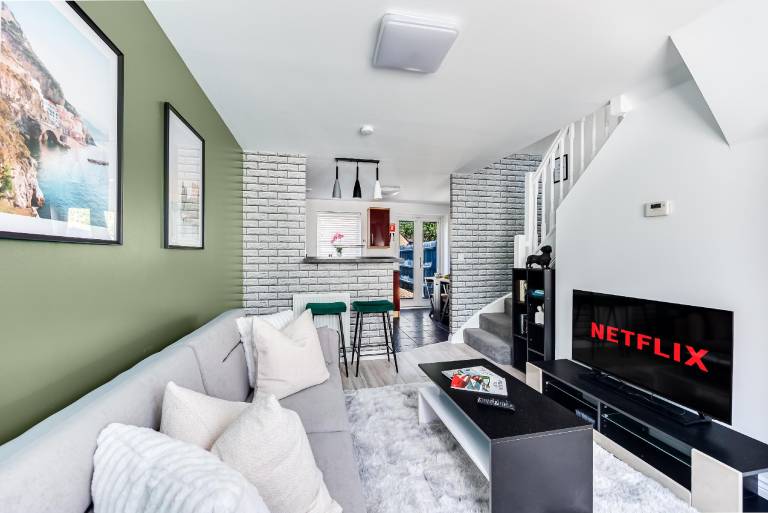 House with 2 rooms for 5 persons — photo 3