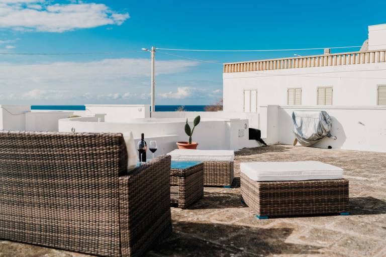 Family-oriented vacation home with patio | Sea view | Pets are welcome — photo 3
