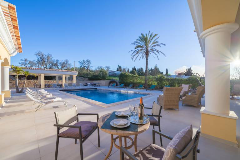 Villa with patio, garden & private pool | Panoramic view — photo 3