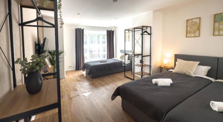 ImmoStay G1 Ferienhaus - Parken & WiFi, 2 Balkone und 2 Bader, 4K in Bremen