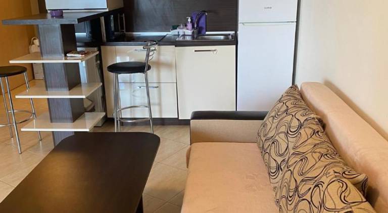 Rental apartment with pool — photo 4