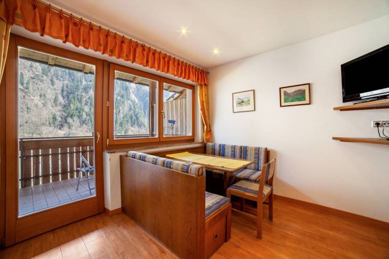 Holiday Apartment 'Camping Passeier Alpenrose' with Sauna, Mountain View, Garden & Wi-Fi — photo 2