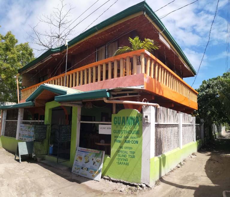 Guanna s Place in Daanbantayan