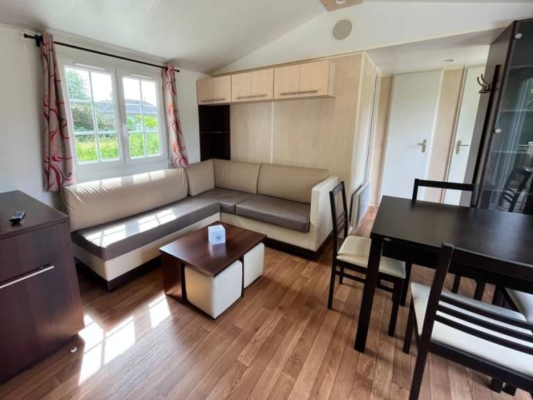 Mobile home with patio — photo 5