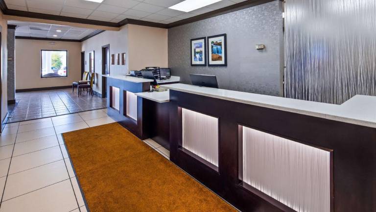 Best Western Greenville Airport Inn — photo 4