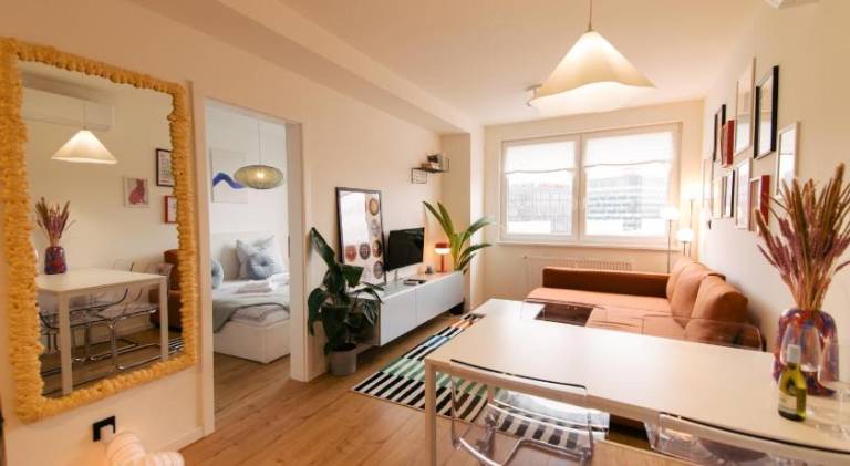 Apartment with 1 room for 4 persons — photo 2