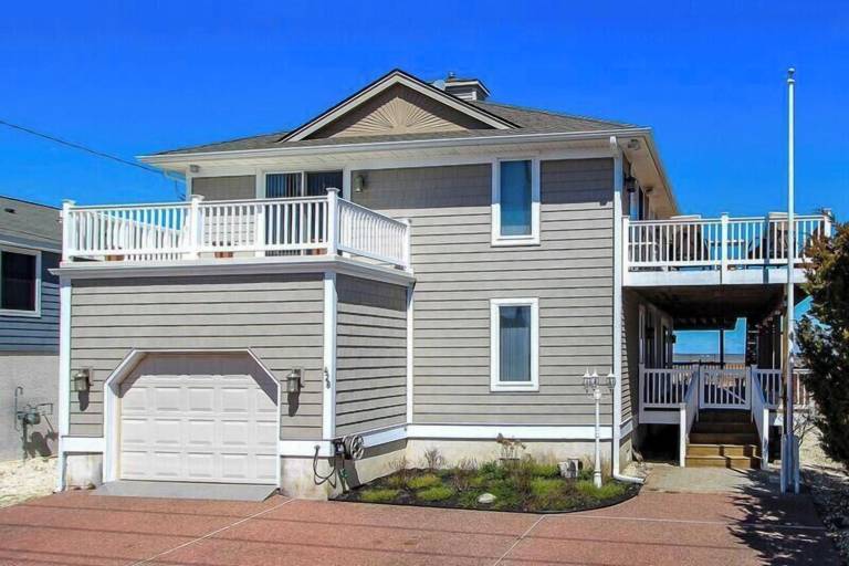House Avalon