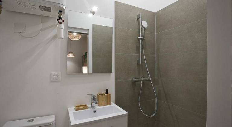 Apartment | Next to Capitole de Toulouse — photo 2