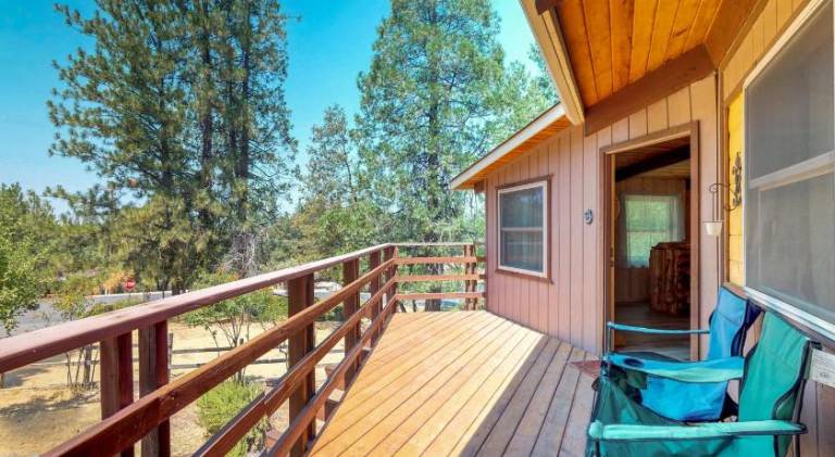 Vacation home with pool | Pets allowed — photo 5