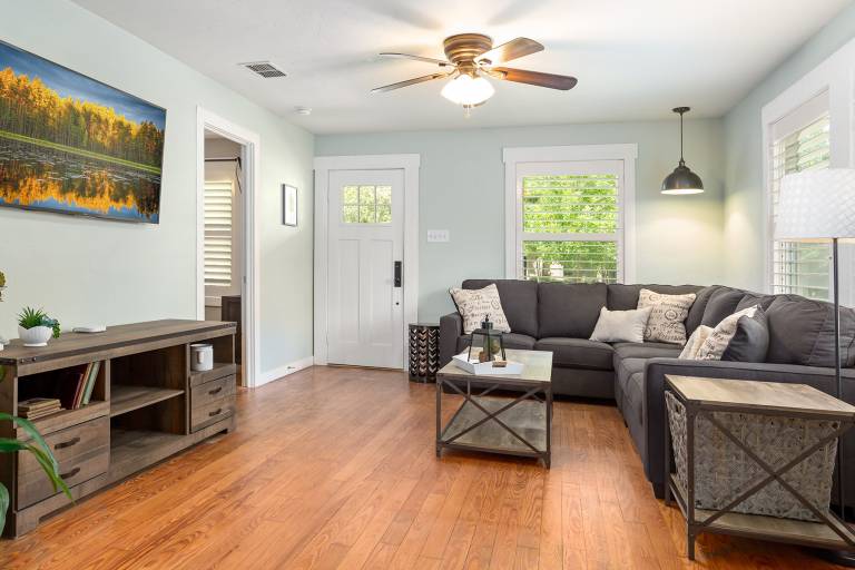 Family-friendly big vacation home | Mountain view | Dogs allowed — photo 5