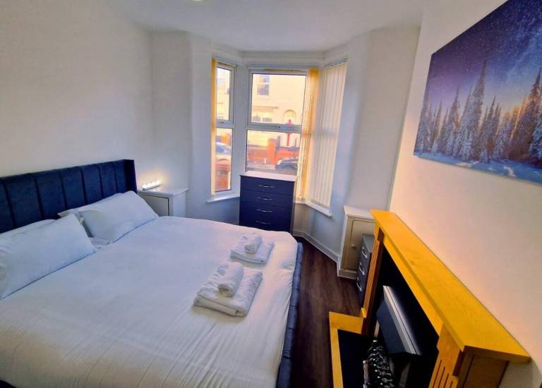 House with 4 rooms for 7 persons in Liverpool