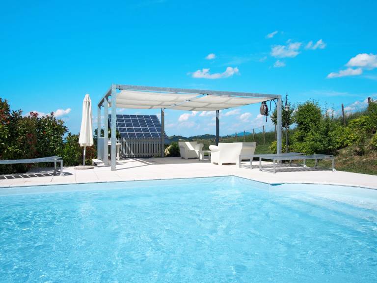 Fully equipped wonderful vacation home with barbecue, patio & private pool | Perfect for remote work | Pets allowed — photo 2