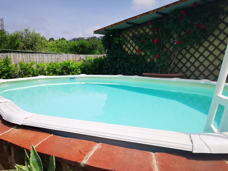 Spacious vacation home with grill, yard & jacuzzi | Pets allowed in Viareggio