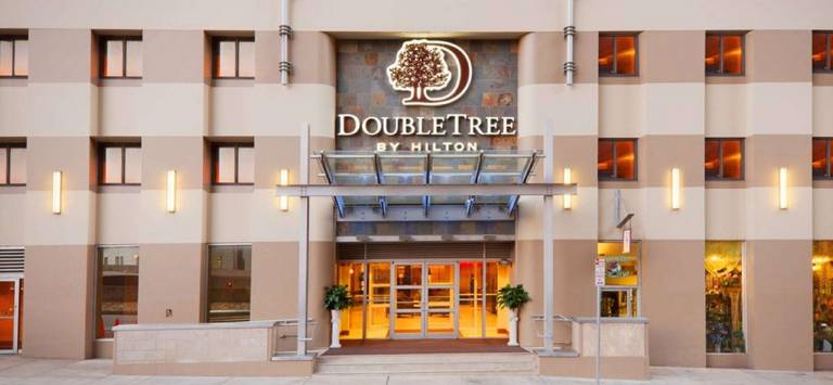 DoubleTree by Hilton Pittsburgh Downtown in Pittsburg, PA