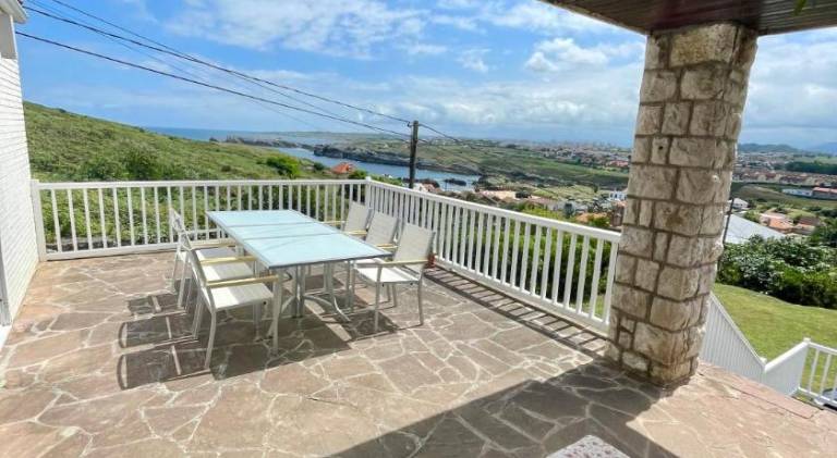 Vacation home with 5 rooms for 10 persons — photo 2