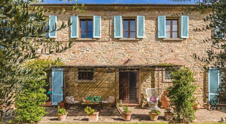 Charming villa with pool | Pets allowed in Cortona