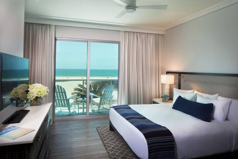 Resort Treasure Island