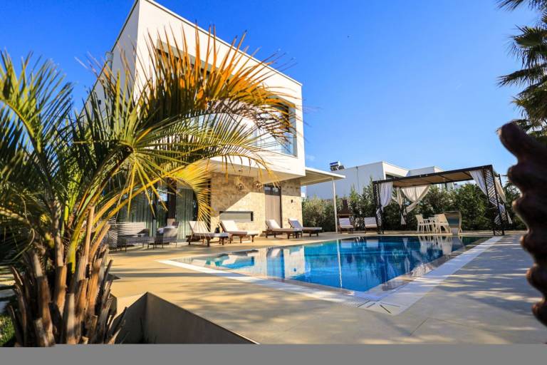 Ferienhaus Plazhi San Pietro