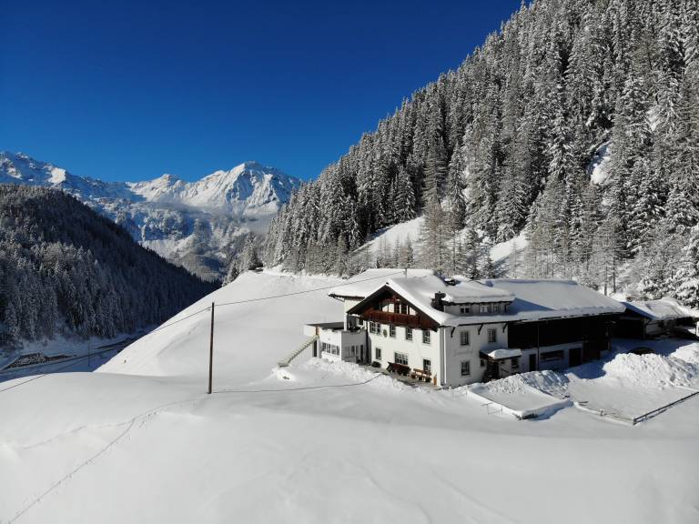 Ferienwohnung in Umhausen für max. 2 Personen Ferienwohnung in Umhausen für max. 2 Personen