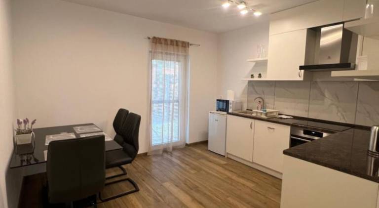 Rental apartment with 2 rooms for 5 persons — photo 4