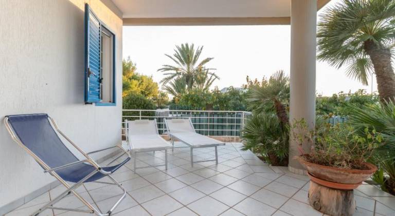 Pleasant villa with yard & terrace | Pets allowed — photo 5