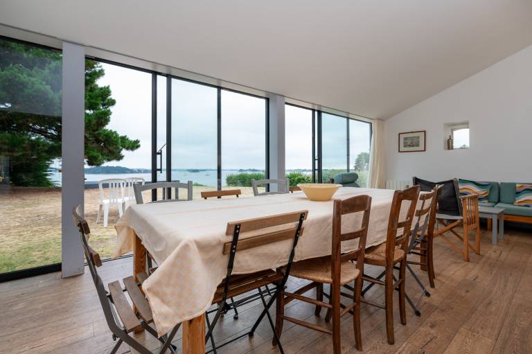 Magnificent Family Home on the Water in Vannes