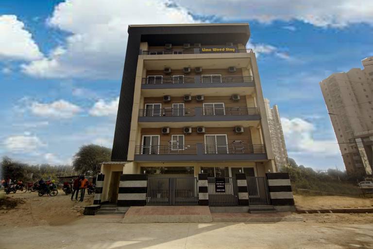 LIMEWOOD STAY GOLD-1 BHK Near ARTEMIS & GolfCourse in Gurugram