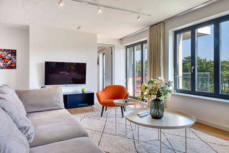 Luxus Ferienwohnung Meerlounge 15 in Prora Düne 7 mit Seeblick-Balkonen in Binz