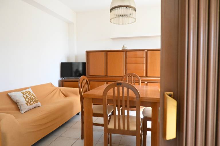 Apartment with 2 rooms for 3 persons — photo 2
