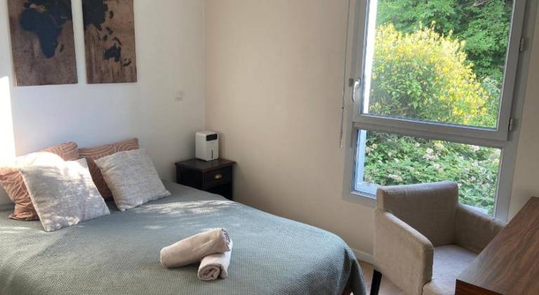 Holiday apartment with 1 room for 2 persons in Bobigny