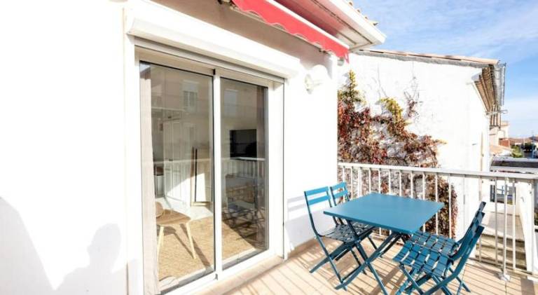 Serviced apartment with terrace — photo 4