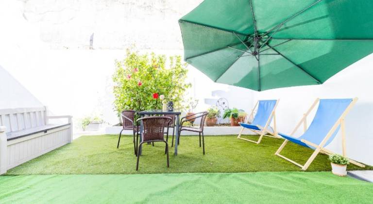 Vacation home with pool in Lisbon