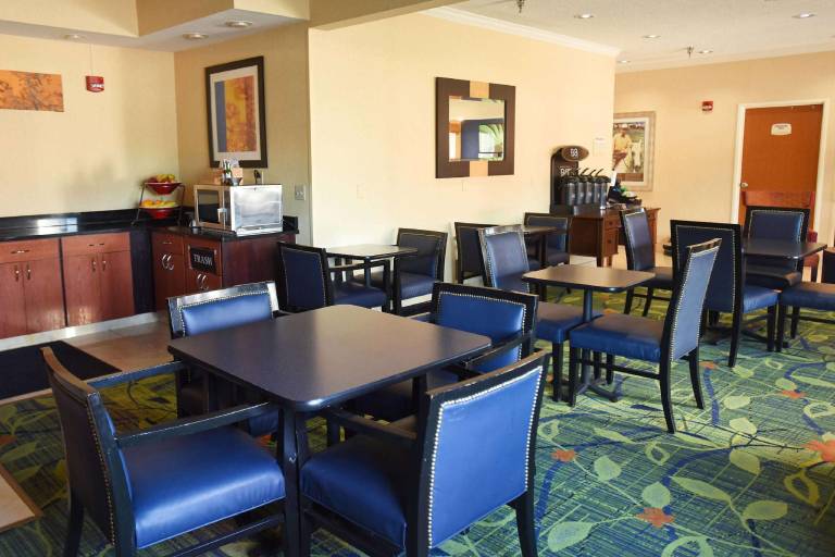 AmericInn by Wyndham Topeka — photo 5