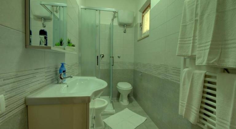 Apartment with 1 room for 4 persons — photo 2