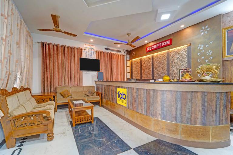 FabHotel Raja Residency — photo 3