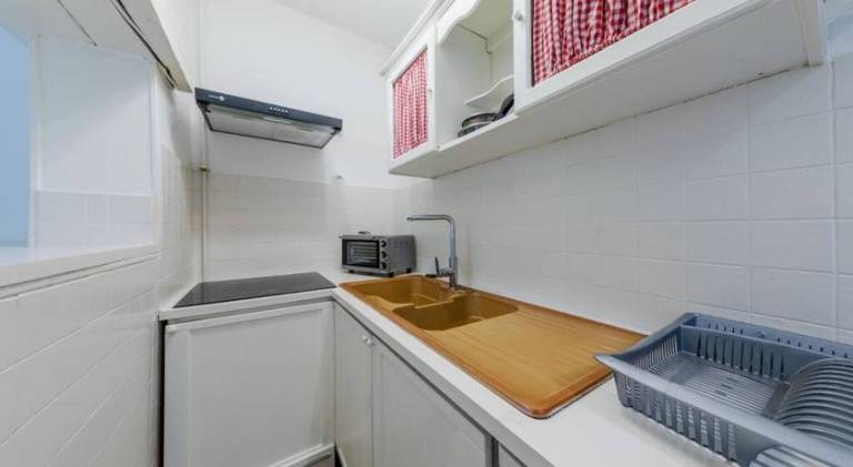 Rental apartment with patio & garden | Perfect for remote work — photo 3