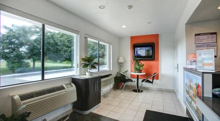 Motel 6 Elkton, MD — photo 2