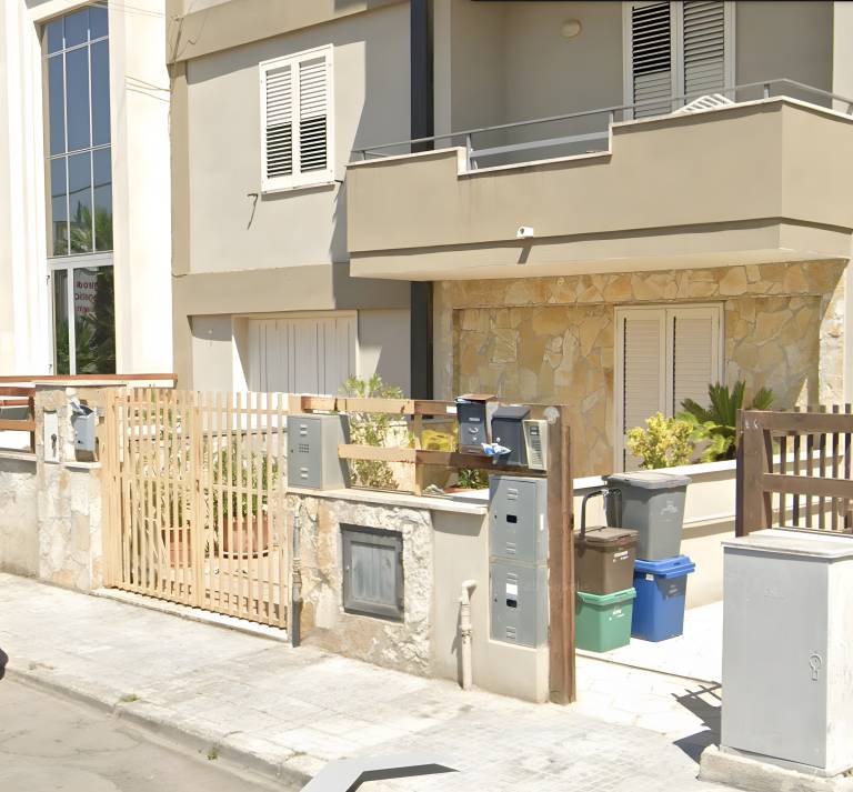 Holiday Home 'Villino Maria' with Private Terrace, Private Garden and Air Conditioning — photo 3