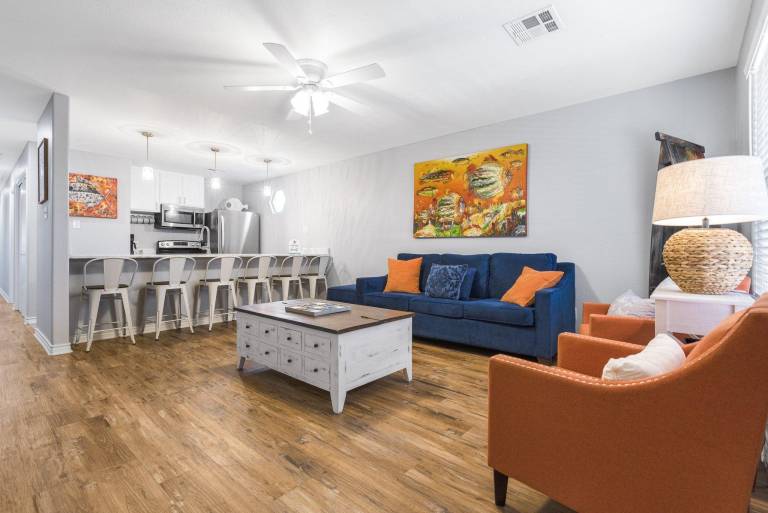 Wave on Wave - Pet Friendly! Beach Gear Credit Included! in Port Aransas, TX