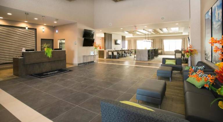 Wingate by Wyndham Calgary Airport — photo 4