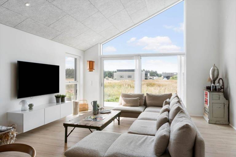 Vacation home with terrace, sauna & barbeque — photo 4