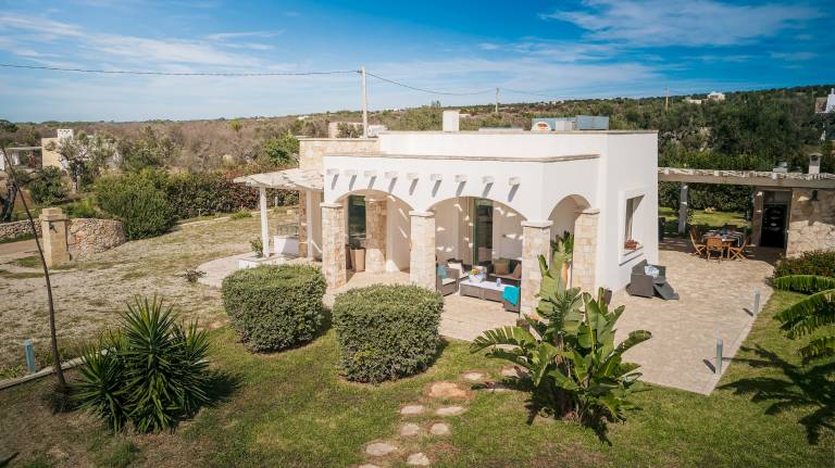 Child-friendly pleasant villa with private pool, BBQ & yard | Pool view | Pets are welcome — photo 2