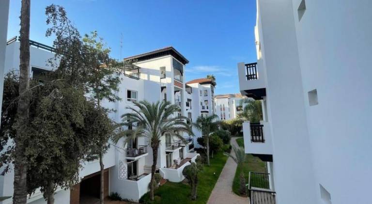 Holiday apartment with pool — photo 4