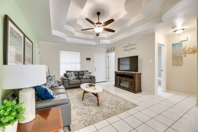 Pet-Friendly Edinburg Apartment with Pool Access! — photo 4