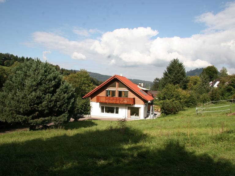 Rental apartment with 3 rooms for 5 persons — photo 3