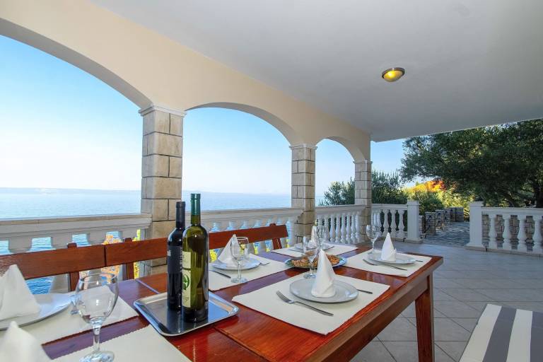 House with private pool, patio & yard | Sea view — photo 2