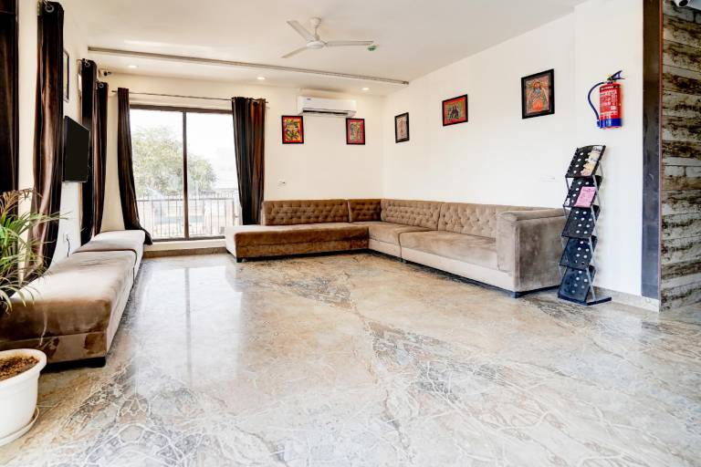 Super Townhouse Taj Mahal East Gate Formerly Royal Empire — photo 5