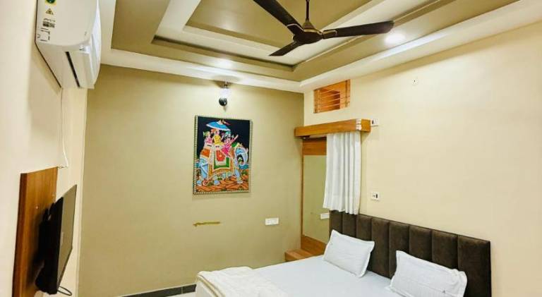 Vrindas Home Stay